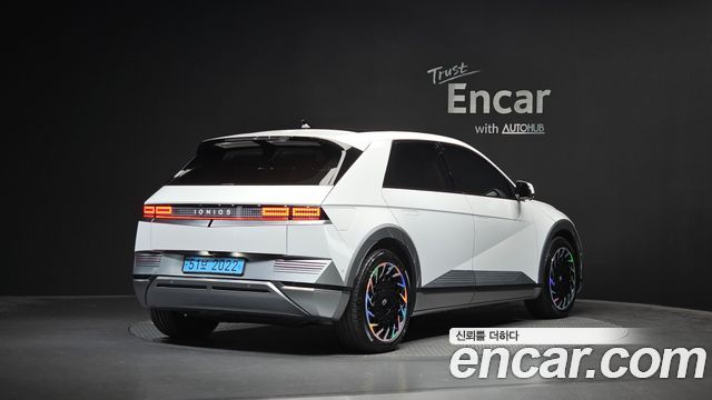 Hyundai Ioniq5 2023 — photo 2