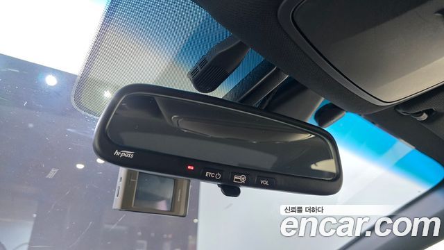 Hyundai Sonata 2018 — photo 25