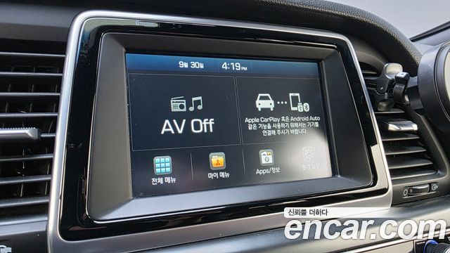 Hyundai Sonata 2018 — photo 28