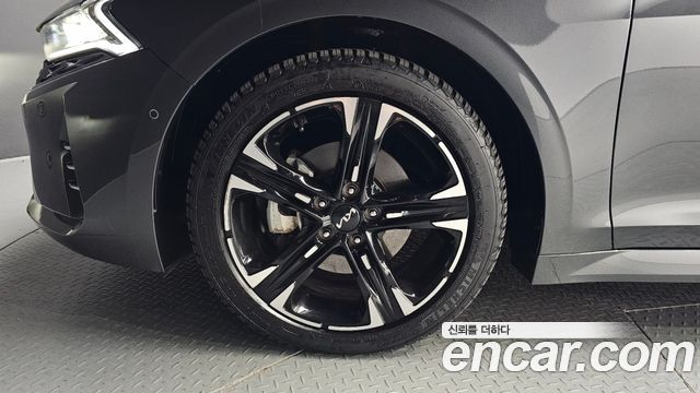 Kia K5 2023 — photo 5