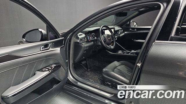 Kia K5 2023 — photo 13