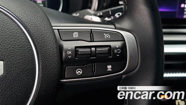 Kia K5 2023 — photo 21
