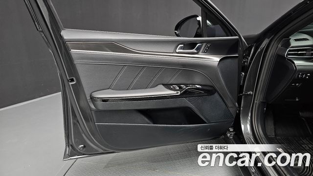Kia K5 2023 — photo 14