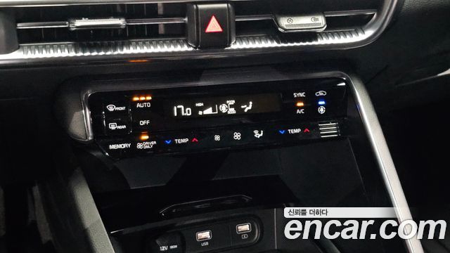 Kia K5 2023 — photo 28