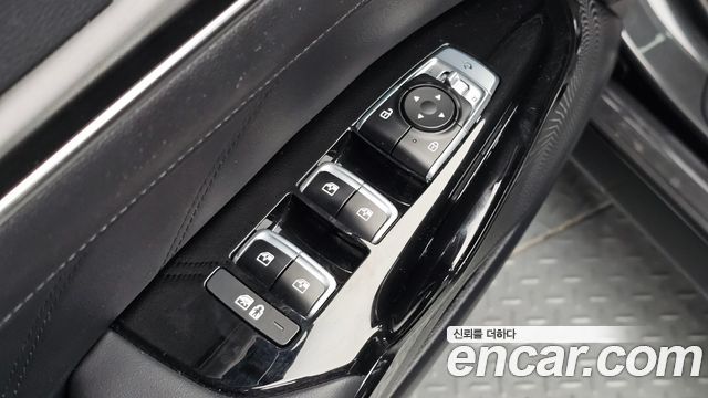 Kia K5 2023 — photo 30