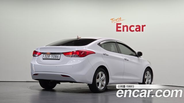 Hyundai AVANTE 2013 — photo 2