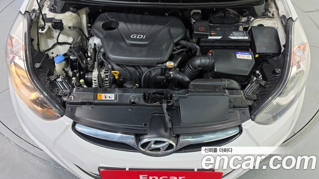 Hyundai AVANTE 2013 — photo 6