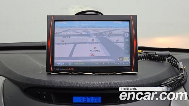 Hyundai AVANTE 2013 — photo 23