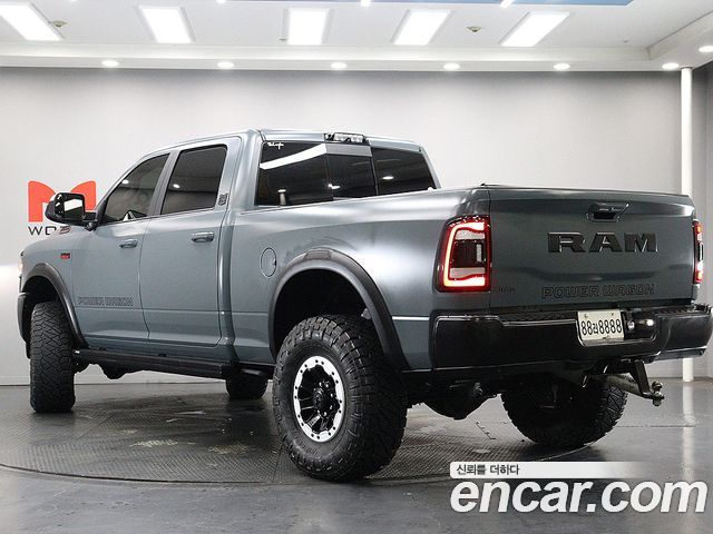 Dodge Ram Pick Up 2021 — photo 4