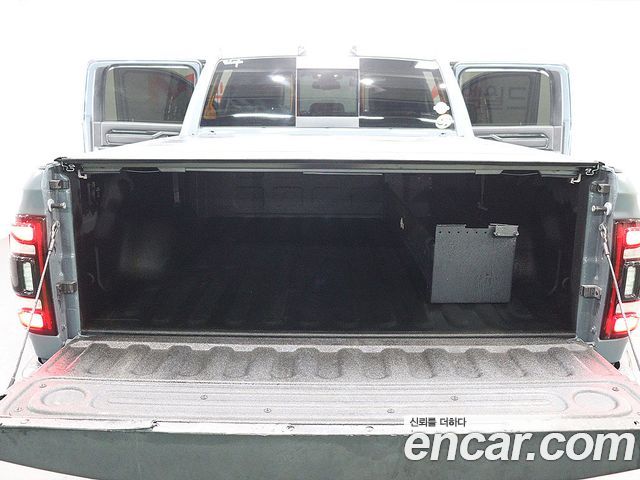 Dodge Ram Pick Up 2021 — photo 5