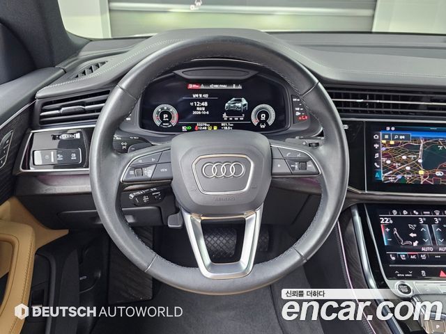Audi Q8 2023 — photo 13