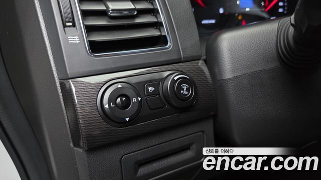 Chevrolet Korea Captiva 2015 — photo 28