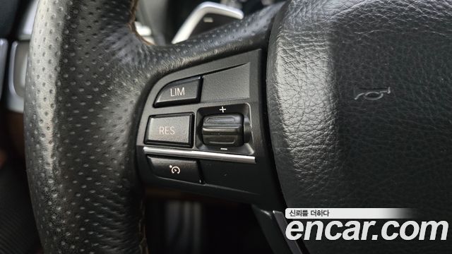 BMW 5-Series 2015 — photo 28