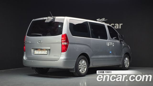 Hyundai Starex 2016 — photo 2