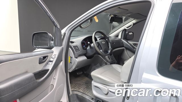 Hyundai Starex 2016 — photo 10