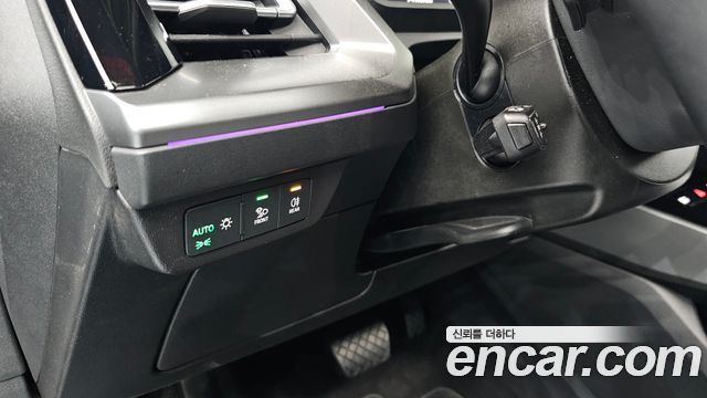 Audi Q4 e-tron 2025 — photo 22