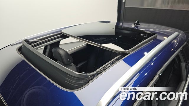 Audi Q4 e-tron 2025 — photo 34