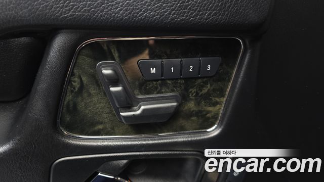 Mercedes-Benz G-Class 2013 — photo 31