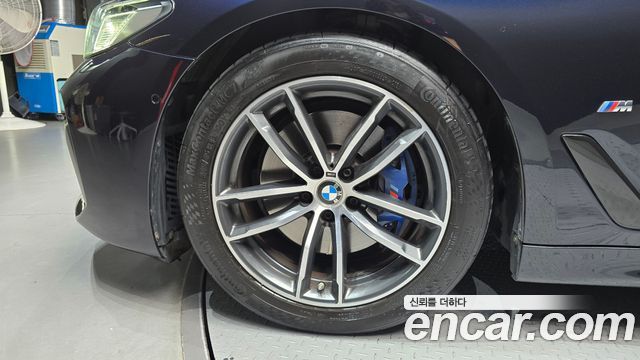 BMW 5-Series 2021 — photo 5