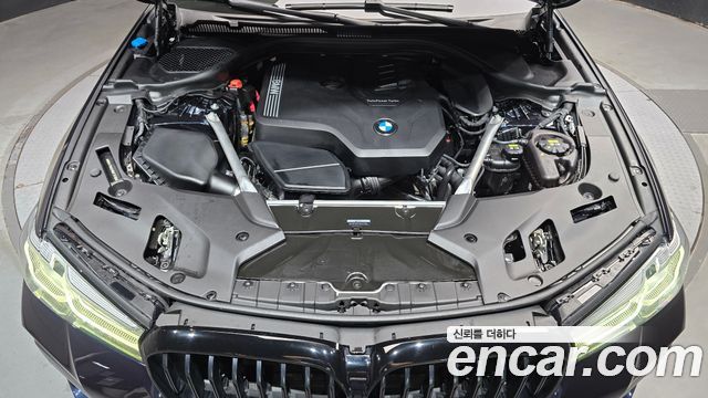 BMW 5-Series 2021 — photo 6