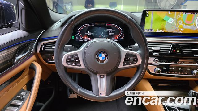 BMW 5-Series 2021 — photo 20
