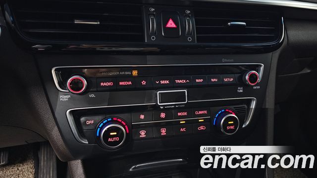 Kia K5 2019 — photo 21