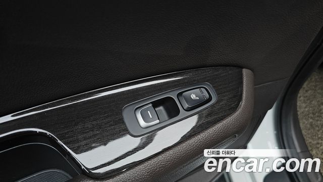 Kia K5 2019 — photo 24