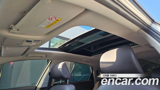 Kia K5 2019 — photo 25
