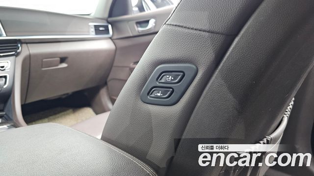 Kia K5 2019 — photo 33