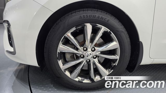 Kia Canival 2019 — photo 5