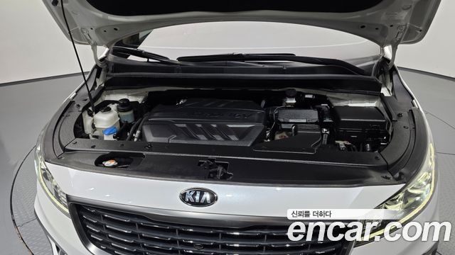 Kia Canival 2019 — photo 6