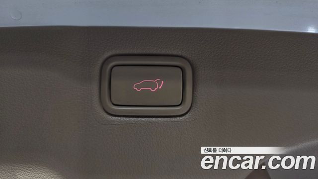 Kia Canival 2019 — photo 36