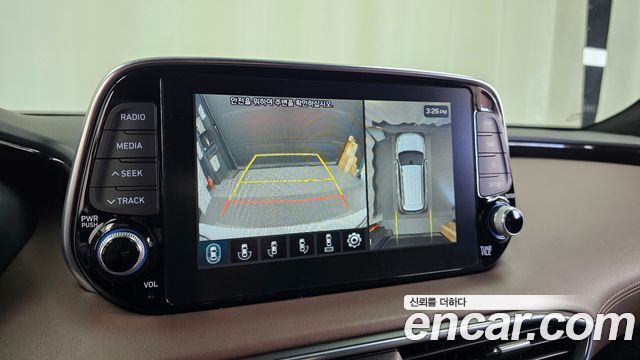 Hyundai Santafe 2019 — photo 15