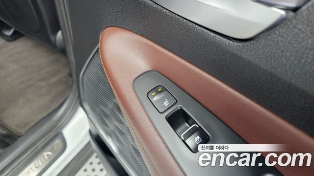 Hyundai Santafe 2019 — photo 19