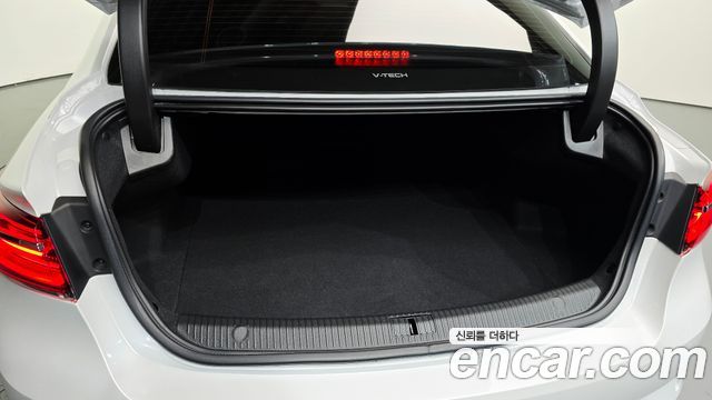 Renault Korea SM6 2024 — photo 24