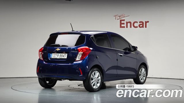 Chevrolet Korea Spark 2022 — photo 2