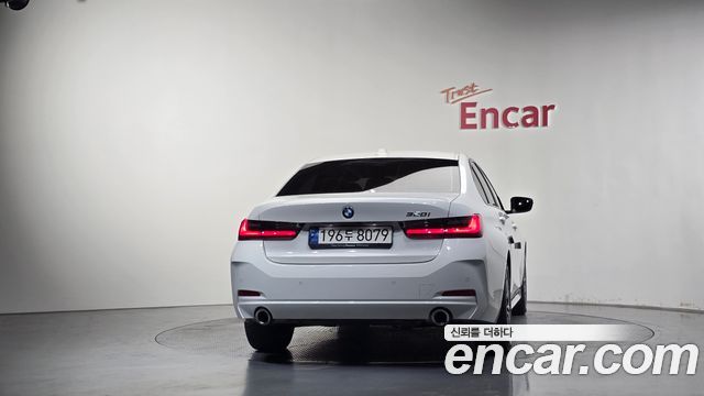 BMW 3-Series 2024 — photo 4
