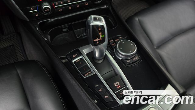 BMW Gran Turismo 2016 — photo 12