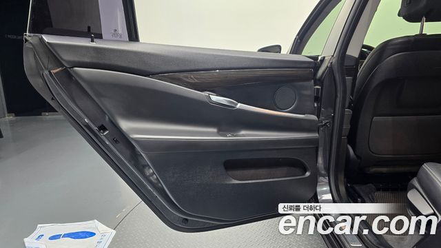 BMW Gran Turismo 2016 — photo 15