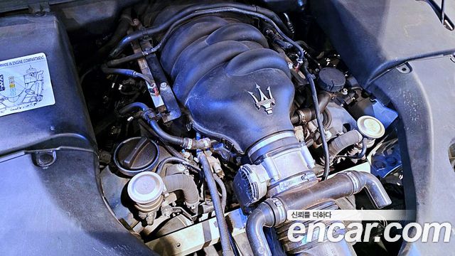 Maserati GranTurismo 2009 — photo 16