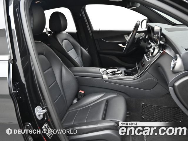 Mercedes-Benz GLC-Class 2019 — photo 9