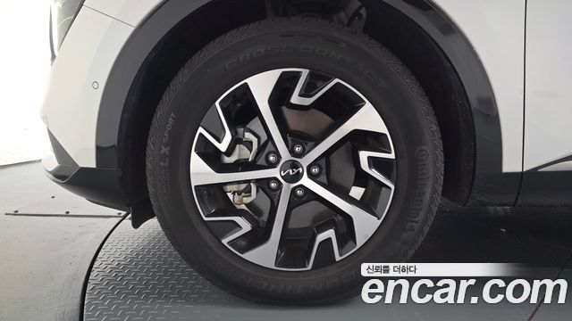 Kia Sportage 2023 — photo 5