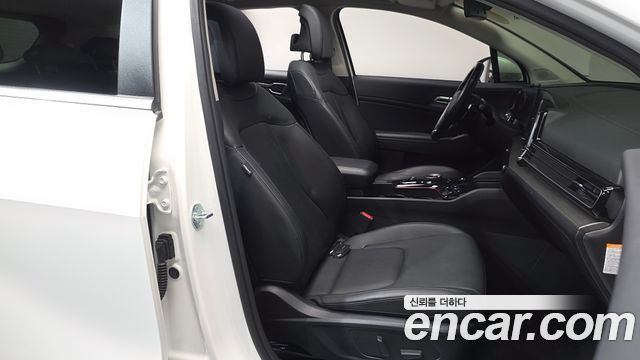 Kia Sportage 2023 — photo 17