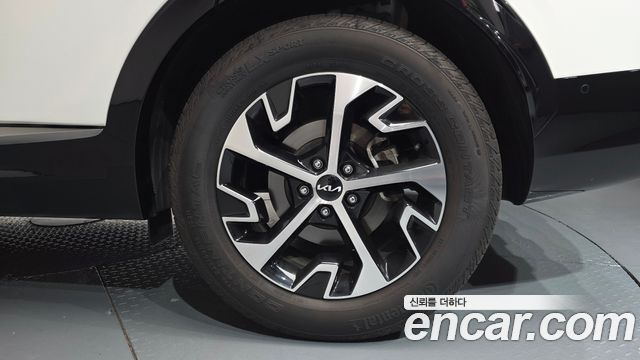 Kia Sportage 2023 — photo 7