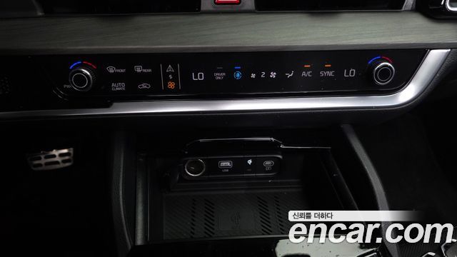 Kia Sportage 2023 — photo 28
