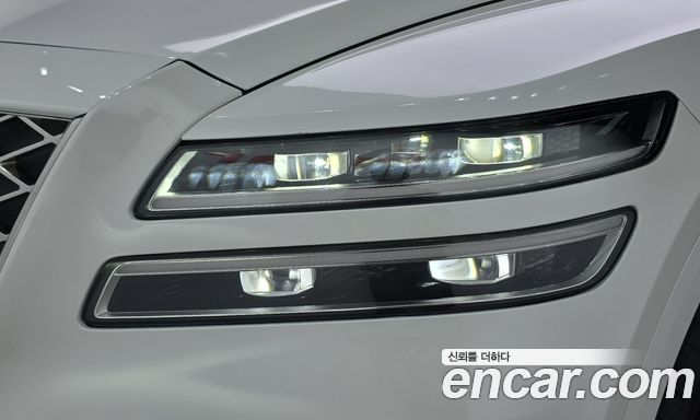 Genesis GV80 2023 — photo 8