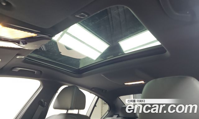 BMW 5-Series 2023 — photo 23