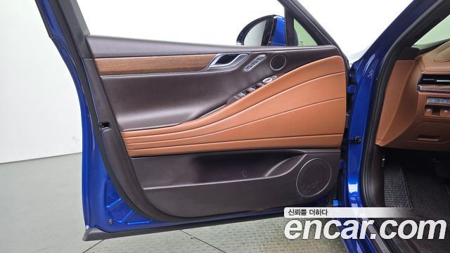 Genesis G80 2022 — photo 14