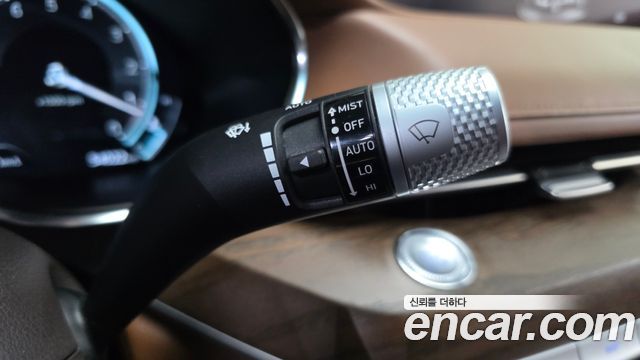 Genesis G80 2022 — photo 27