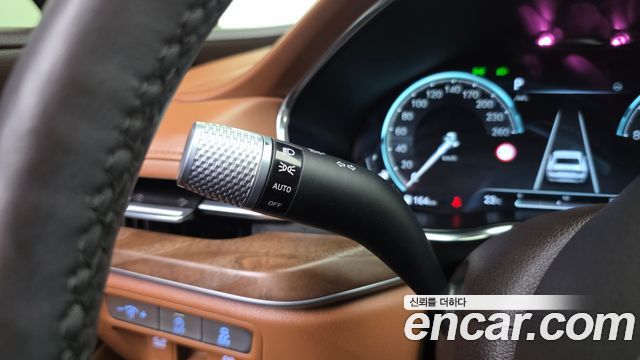 Genesis G80 2022 — photo 29